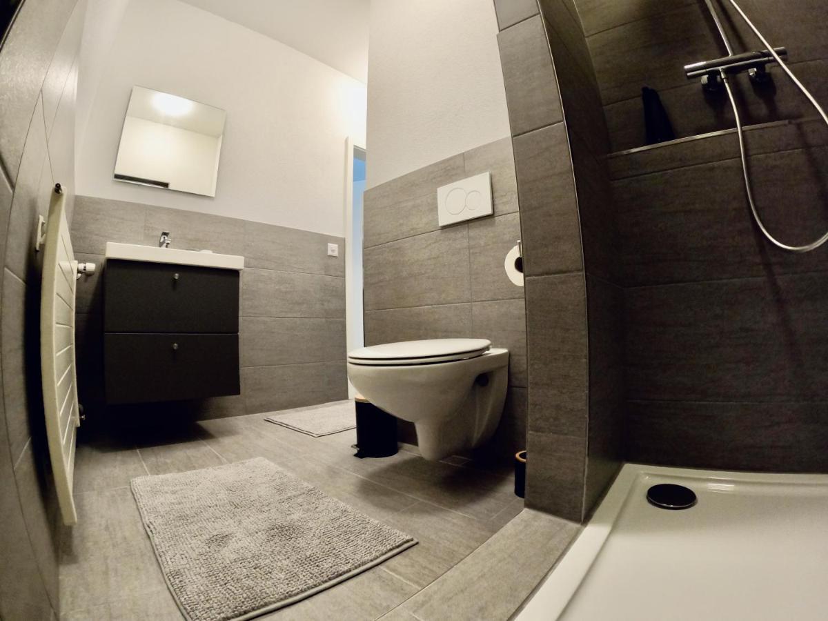 Ferienwohnung Eva O Wellnessoasis O Montainview O Pizzaoven O Ingenbohl Exterior foto